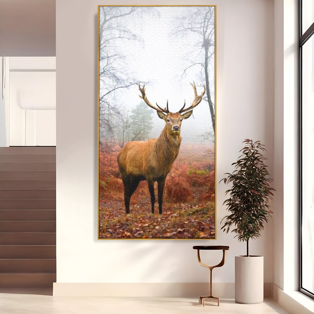 Tablou canvas cu tablou canvas cu cerb in padure cu ceata, in rama de aluminiu auriu